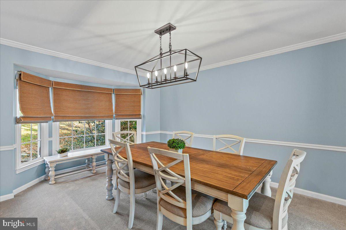 6902 COMPTON HEIGHTS CIR, CLIFTON, Virginia 20124, 4 Bedrooms Bedrooms, ,3 BathroomsBathrooms,Residential,For sale,6902 COMPTON HEIGHTS CIR,VAFX2286756 MLS # VAFX2286756