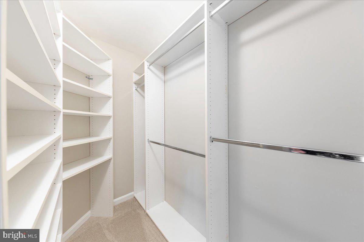 6902 COMPTON HEIGHTS CIR, CLIFTON, Virginia 20124, 4 Bedrooms Bedrooms, ,3 BathroomsBathrooms,Residential,For sale,6902 COMPTON HEIGHTS CIR,VAFX2286756 MLS # VAFX2286756