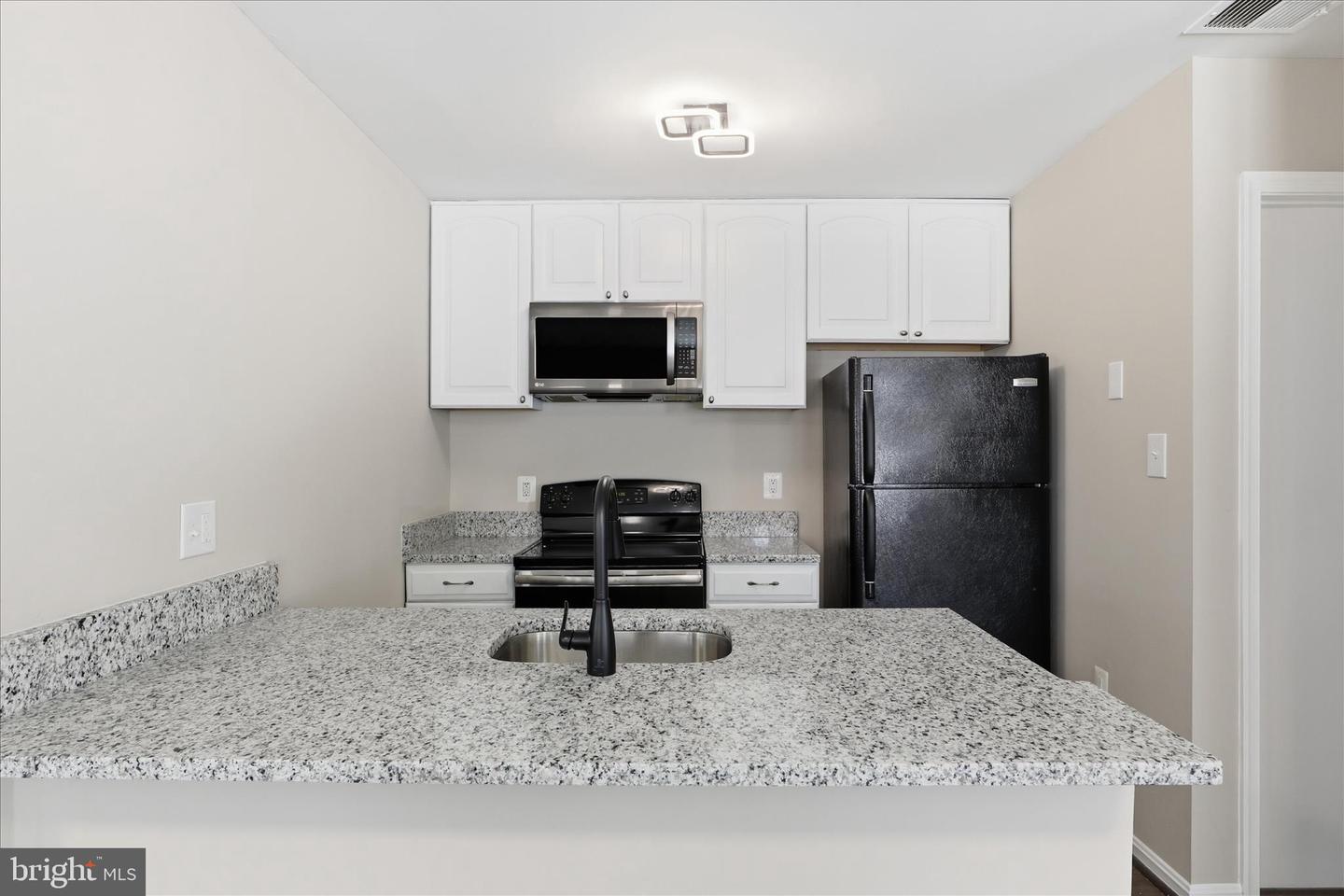 12183 OLD SALEM CT, WOODBRIDGE, Virginia 22192, 3 Bedrooms Bedrooms, 9 Rooms Rooms,2 BathroomsBathrooms,Residential,For sale,12183 OLD SALEM CT,VAPW2110914 MLS # VAPW2110914