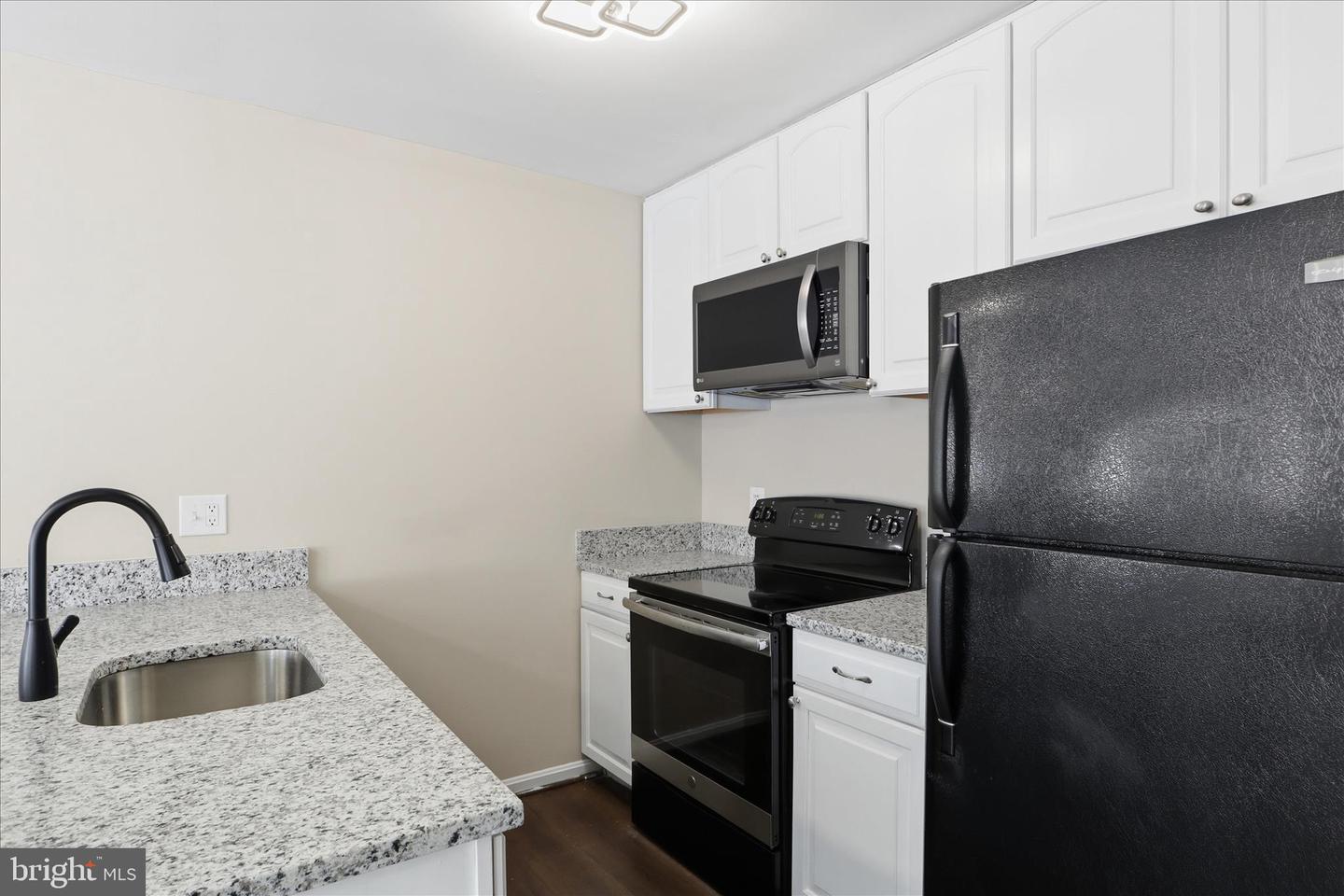 12183 OLD SALEM CT, WOODBRIDGE, Virginia 22192, 3 Bedrooms Bedrooms, 9 Rooms Rooms,2 BathroomsBathrooms,Residential,For sale,12183 OLD SALEM CT,VAPW2110914 MLS # VAPW2110914