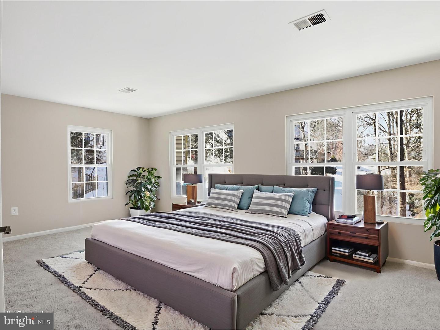 12183 OLD SALEM CT, WOODBRIDGE, Virginia 22192, 3 Bedrooms Bedrooms, 9 Rooms Rooms,2 BathroomsBathrooms,Residential,For sale,12183 OLD SALEM CT,VAPW2110914 MLS # VAPW2110914