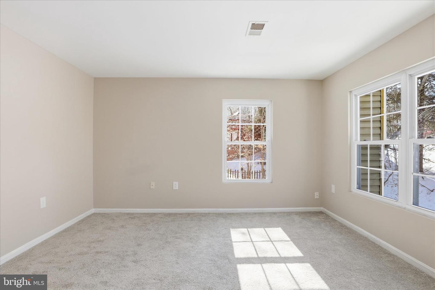 12183 OLD SALEM CT, WOODBRIDGE, Virginia 22192, 3 Bedrooms Bedrooms, 9 Rooms Rooms,2 BathroomsBathrooms,Residential,For sale,12183 OLD SALEM CT,VAPW2110914 MLS # VAPW2110914