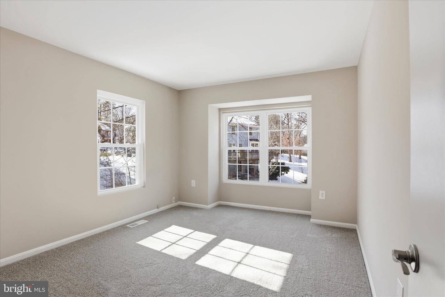 12183 OLD SALEM CT, WOODBRIDGE, Virginia 22192, 3 Bedrooms Bedrooms, 9 Rooms Rooms,2 BathroomsBathrooms,Residential,For sale,12183 OLD SALEM CT,VAPW2110914 MLS # VAPW2110914