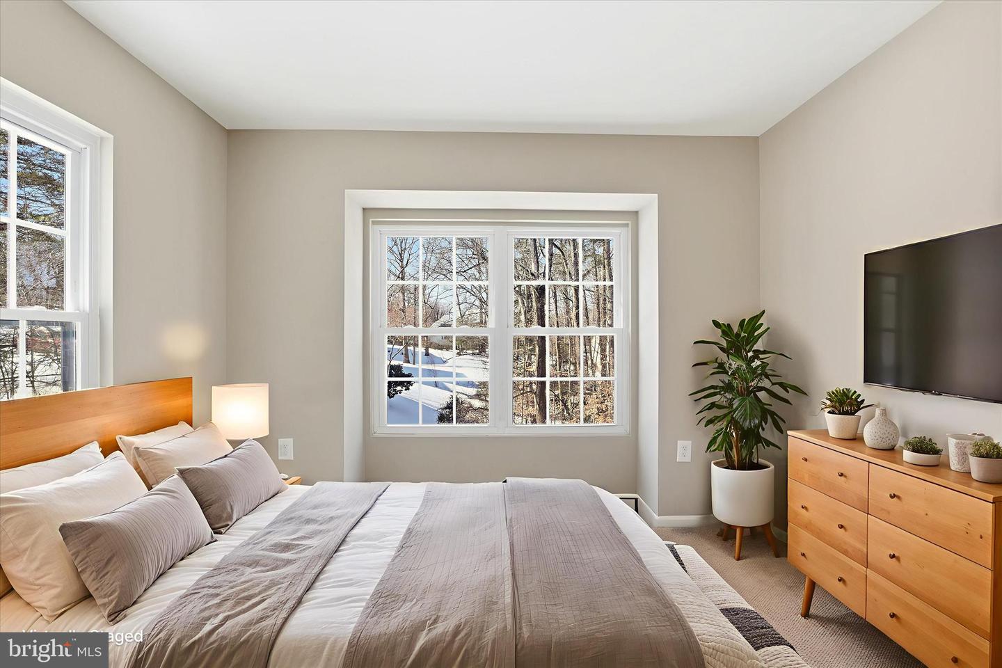 12183 OLD SALEM CT, WOODBRIDGE, Virginia 22192, 3 Bedrooms Bedrooms, 9 Rooms Rooms,2 BathroomsBathrooms,Residential,For sale,12183 OLD SALEM CT,VAPW2110914 MLS # VAPW2110914