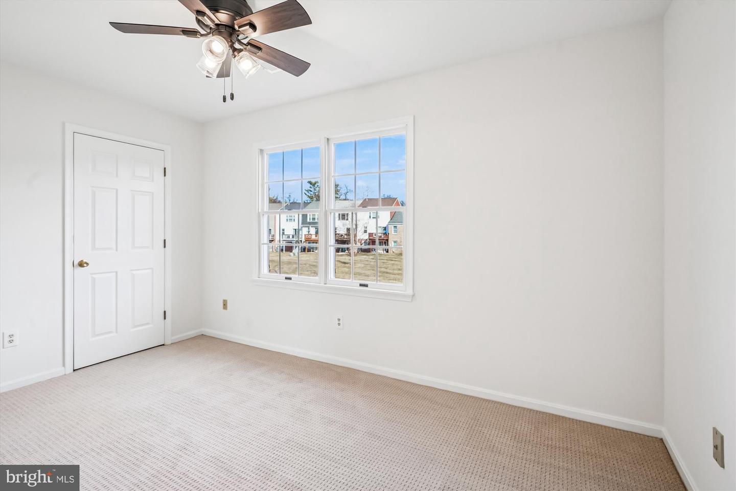 211 FAIRFIELD DR, WARRENTON, Virginia 20186, 2 Bedrooms Bedrooms, ,2 BathroomsBathrooms,Residential,For sale,211 FAIRFIELD DR,VAFQ2020204 MLS # VAFQ2020204