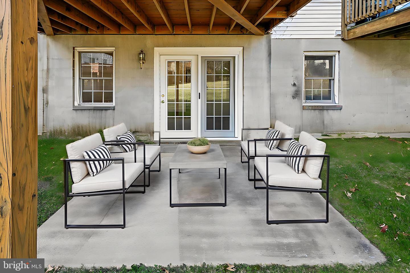 211 FAIRFIELD DR, WARRENTON, Virginia 20186, 2 Bedrooms Bedrooms, ,2 BathroomsBathrooms,Residential,For sale,211 FAIRFIELD DR,VAFQ2020204 MLS # VAFQ2020204