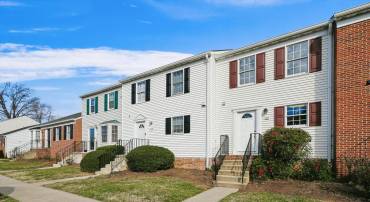 211 FAIRFIELD DR, WARRENTON, Virginia 20186, 2 Bedrooms Bedrooms, ,2 BathroomsBathrooms,Residential,For sale,211 FAIRFIELD DR,VAFQ2020204 MLS # VAFQ2020204