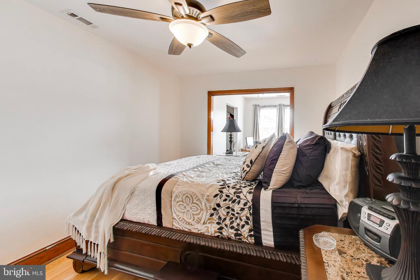 1655 C ST NE, WASHINGTON, District Of Columbia 20002, 3 Bedrooms Bedrooms, ,2 BathroomsBathrooms,Residential,For sale,1655 C ST NE,DCDC2242460 MLS # DCDC2242460