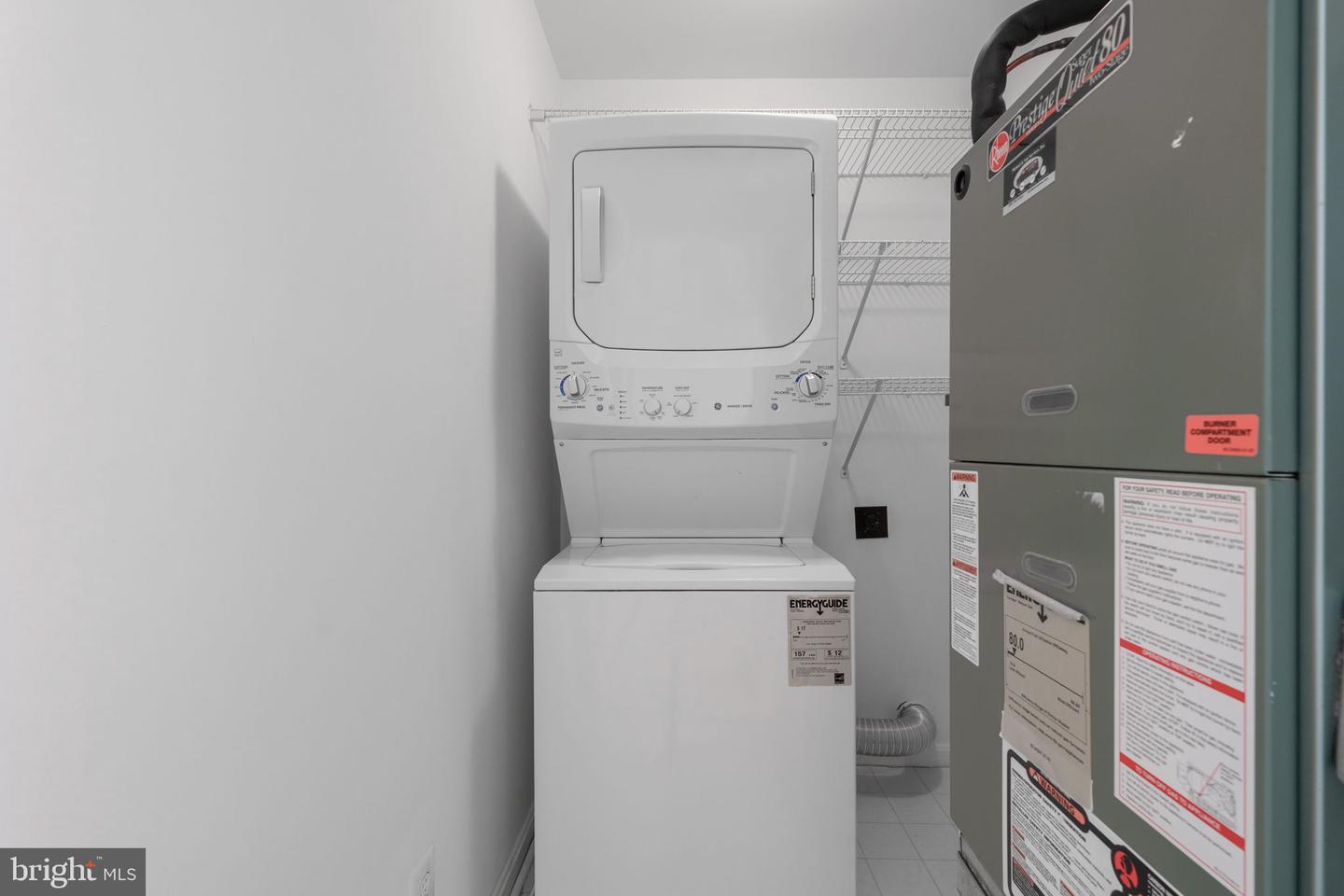 1716 KINGSGATE CT, ALEXANDRIA, Virginia 22302, 2 Bedrooms Bedrooms, ,2 BathroomsBathrooms,Residential,For sale,1716 KINGSGATE CT,VAAX2053410 MLS # VAAX2053410