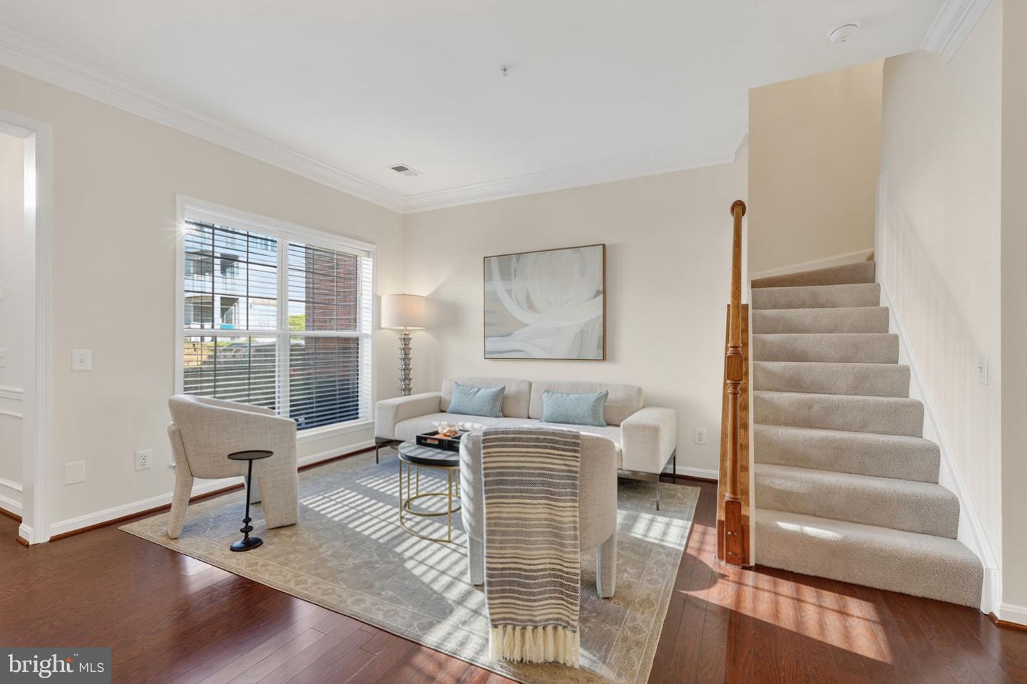 1716 KINGSGATE CT, ALEXANDRIA, Virginia 22302, 2 Bedrooms Bedrooms, ,2 BathroomsBathrooms,Residential,For sale,1716 KINGSGATE CT,VAAX2053410 MLS # VAAX2053410