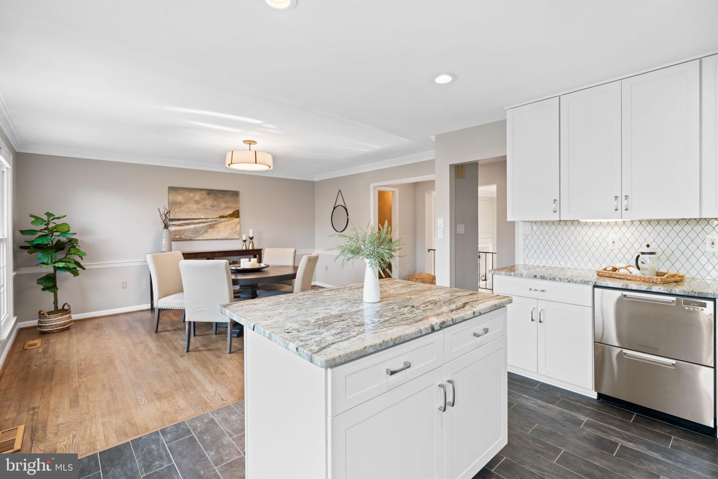 2729 UNICORN LN NW, WASHINGTON, District Of Columbia 20015, 3 Bedrooms Bedrooms, ,3 BathroomsBathrooms,Residential,For sale,2729 UNICORN LN NW,DCDC2242514 MLS # DCDC2242514