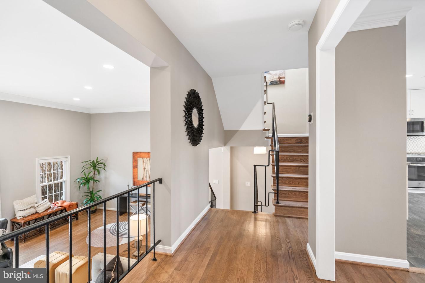 2729 UNICORN LN NW, WASHINGTON, District Of Columbia 20015, 3 Bedrooms Bedrooms, ,3 BathroomsBathrooms,Residential,For sale,2729 UNICORN LN NW,DCDC2242514 MLS # DCDC2242514