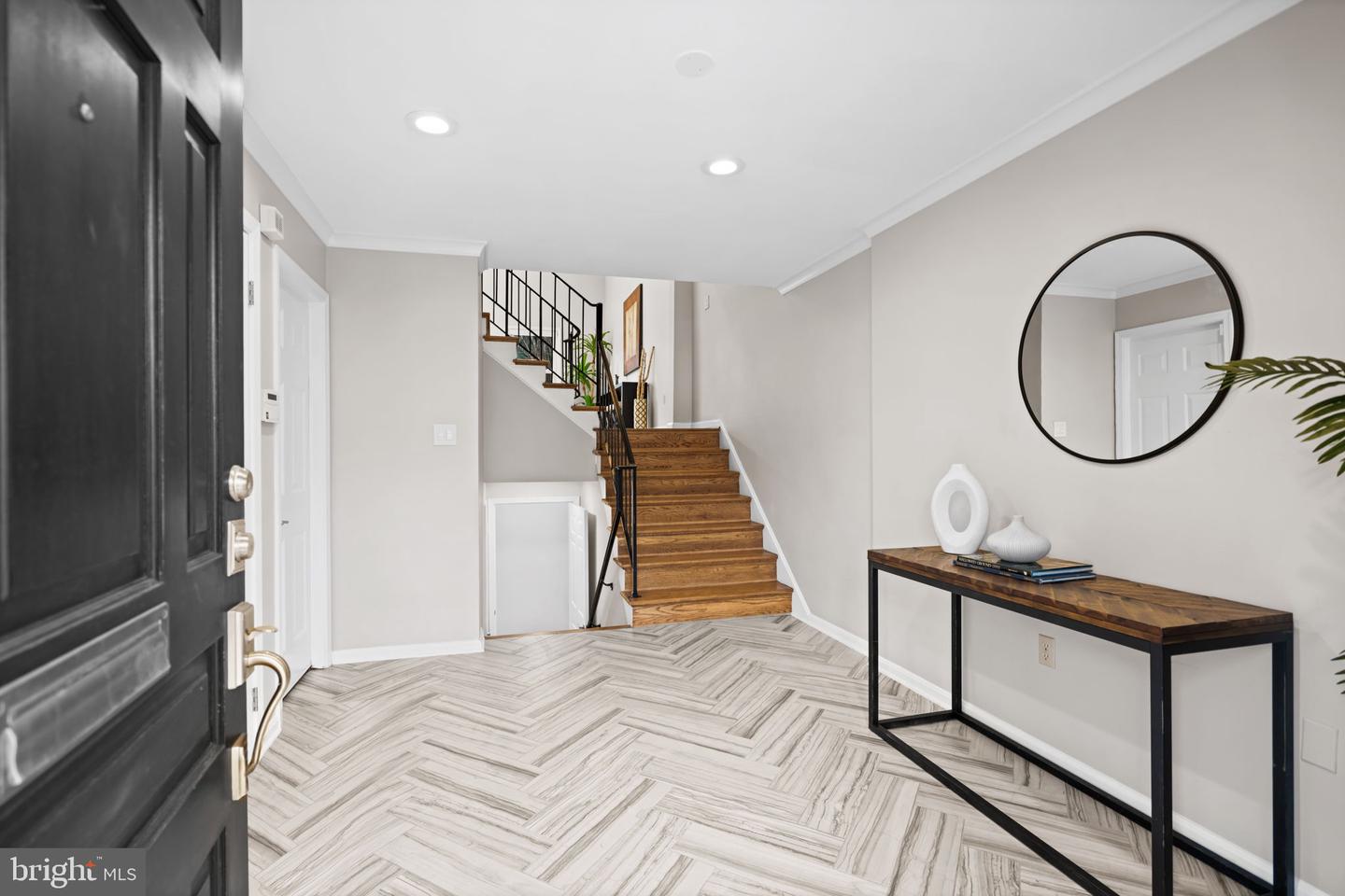 2729 UNICORN LN NW, WASHINGTON, District Of Columbia 20015, 3 Bedrooms Bedrooms, ,3 BathroomsBathrooms,Residential,For sale,2729 UNICORN LN NW,DCDC2242514 MLS # DCDC2242514