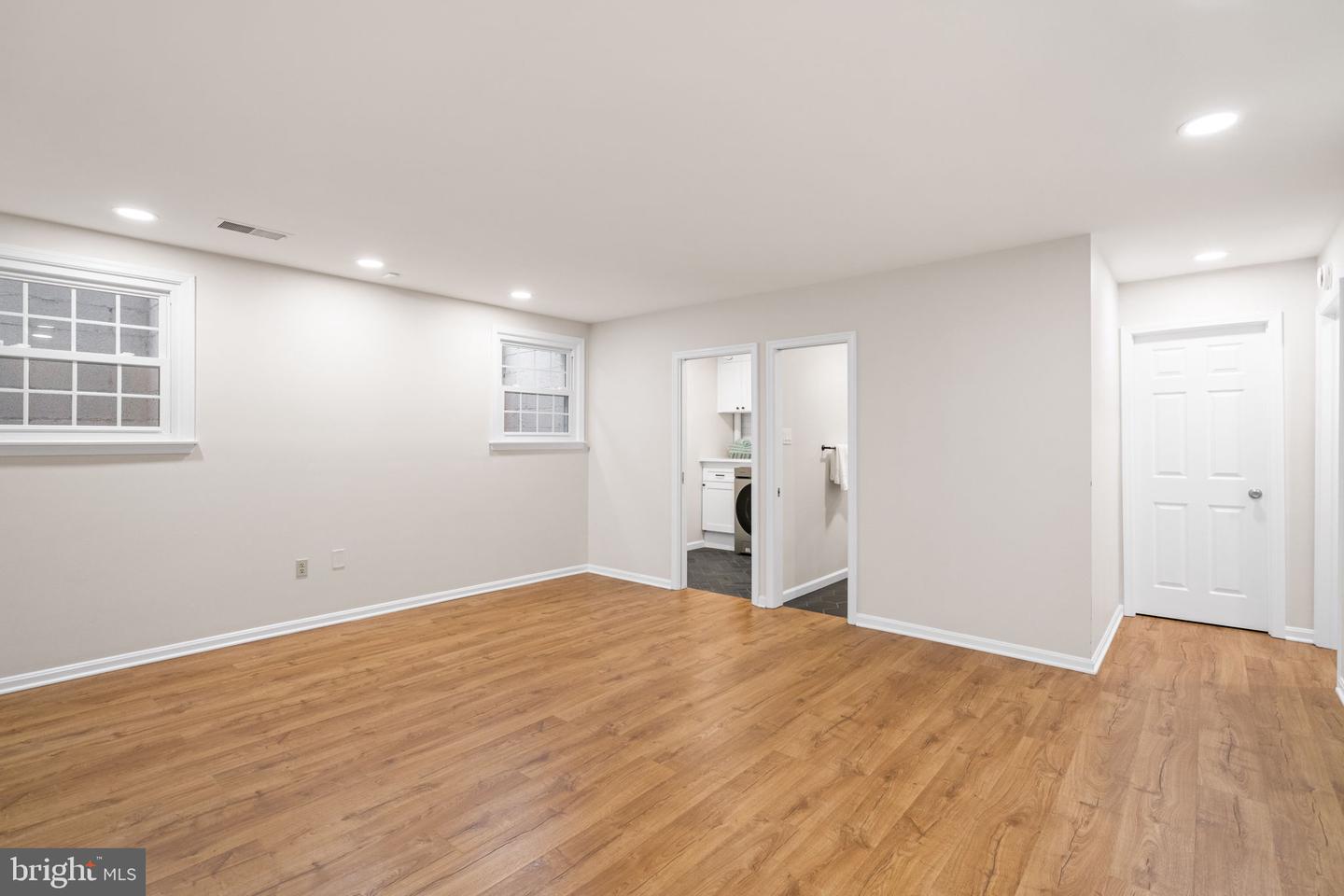 2729 UNICORN LN NW, WASHINGTON, District Of Columbia 20015, 3 Bedrooms Bedrooms, ,3 BathroomsBathrooms,Residential,For sale,2729 UNICORN LN NW,DCDC2242514 MLS # DCDC2242514