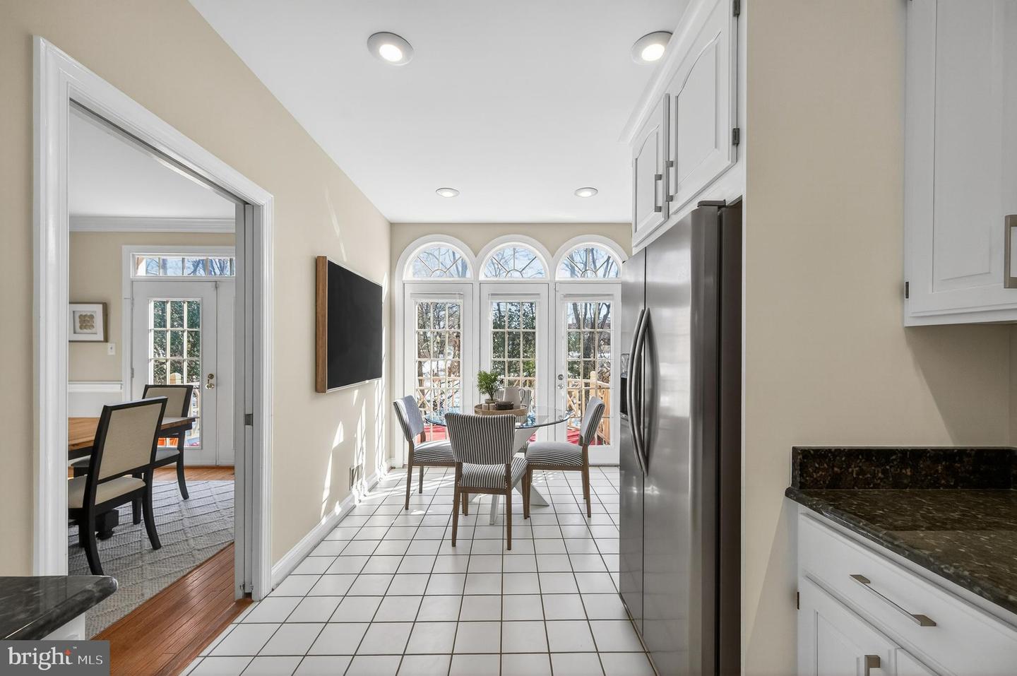 2143 WOLFTRAP CT, VIENNA, Virginia 22182, 3 Bedrooms Bedrooms, ,3 BathroomsBathrooms,Residential,For sale,2143 WOLFTRAP CT,VAFX2286932 MLS # VAFX2286932