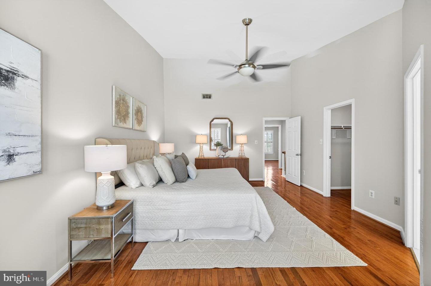 2143 WOLFTRAP CT, VIENNA, Virginia 22182, 3 Bedrooms Bedrooms, ,3 BathroomsBathrooms,Residential,For sale,2143 WOLFTRAP CT,VAFX2286932 MLS # VAFX2286932