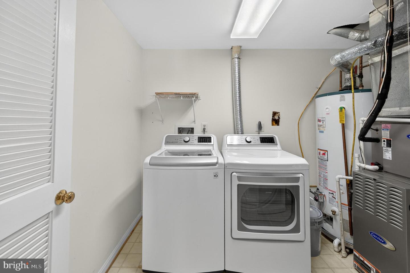 2143 WOLFTRAP CT, VIENNA, Virginia 22182, 3 Bedrooms Bedrooms, ,3 BathroomsBathrooms,Residential,For sale,2143 WOLFTRAP CT,VAFX2286932 MLS # VAFX2286932