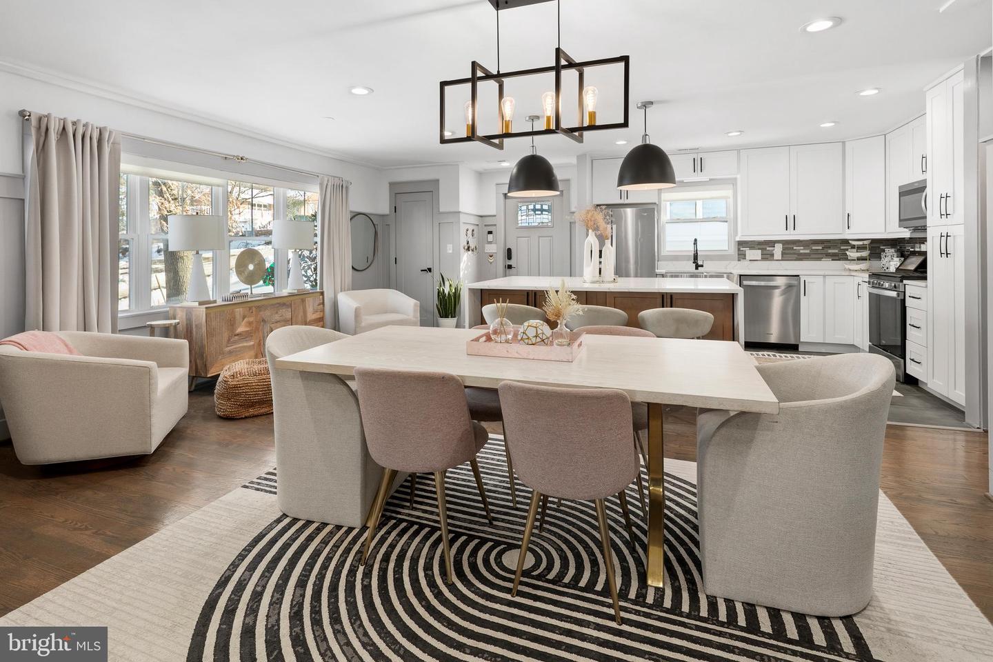 2813 JAMES DR, ALEXANDRIA, Virginia 22303, 5 Bedrooms Bedrooms, ,3 BathroomsBathrooms,Residential,For sale,2813 JAMES DR,VAFX2286670 MLS # VAFX2286670 2813 JAMES DR, ALEXANDRIA, Virginia 22303, 5 Bedrooms Bedrooms, ,3 BathroomsBathrooms,Residential,For sale,2813 JAMES DR,VAFX2286670 MLS # VAFX2286670