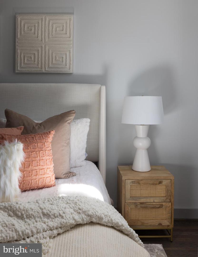 2813 JAMES DR, ALEXANDRIA, Virginia 22303, 5 Bedrooms Bedrooms, ,3 BathroomsBathrooms,Residential,For sale,2813 JAMES DR,VAFX2286670 MLS # VAFX2286670 2813 JAMES DR, ALEXANDRIA, Virginia 22303, 5 Bedrooms Bedrooms, ,3 BathroomsBathrooms,Residential,For sale,2813 JAMES DR,VAFX2286670 MLS # VAFX2286670