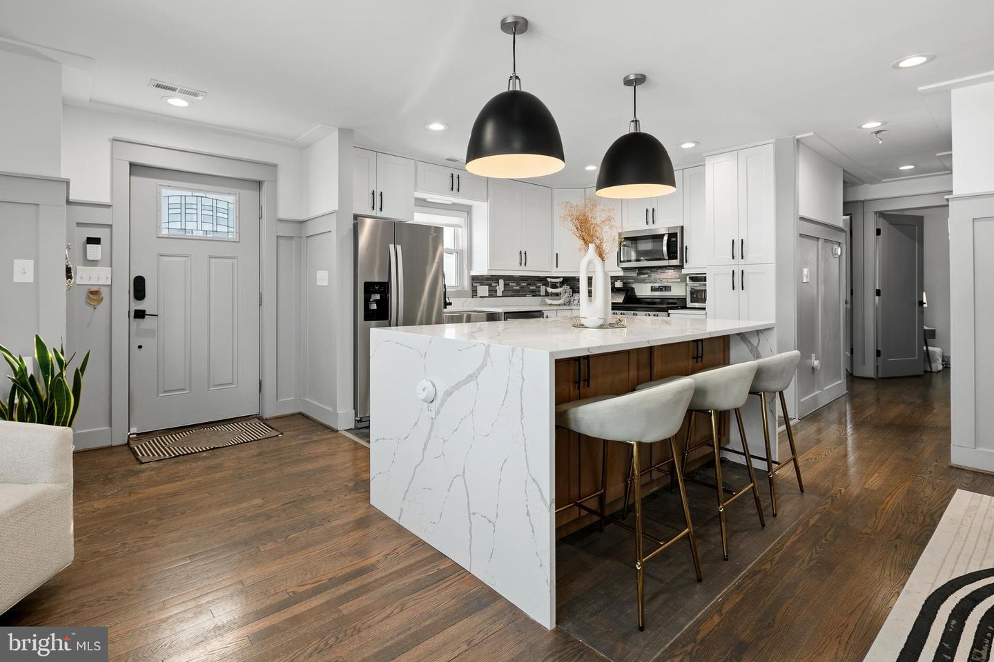 2813 JAMES DR, ALEXANDRIA, Virginia 22303, 5 Bedrooms Bedrooms, ,3 BathroomsBathrooms,Residential,For sale,2813 JAMES DR,VAFX2286670 MLS # VAFX2286670 2813 JAMES DR, ALEXANDRIA, Virginia 22303, 5 Bedrooms Bedrooms, ,3 BathroomsBathrooms,Residential,For sale,2813 JAMES DR,VAFX2286670 MLS # VAFX2286670