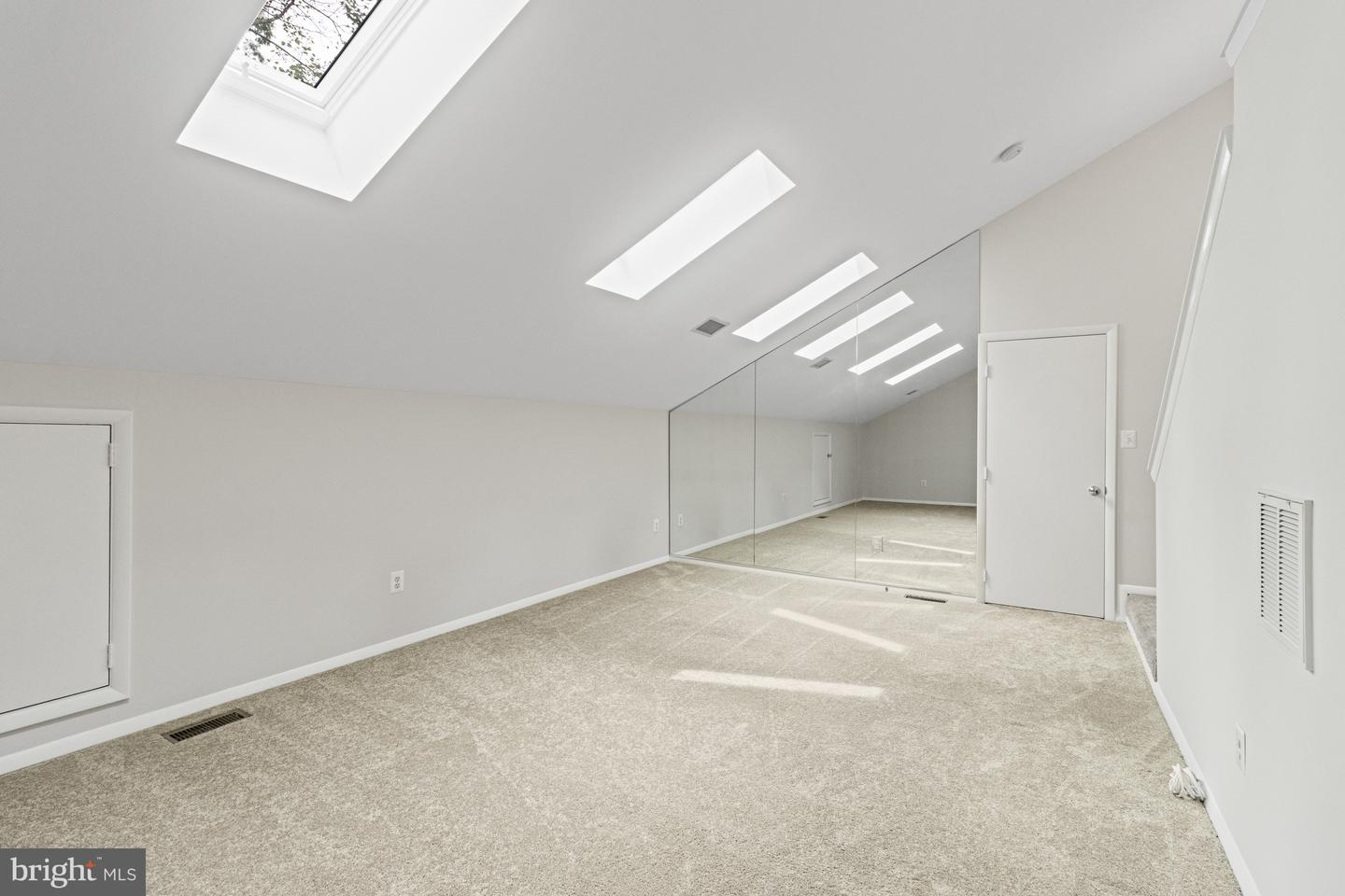 7107 ROXANN RD, ALEXANDRIA, Virginia 22315, 4 Bedrooms Bedrooms, ,4 BathroomsBathrooms,Residential,For sale,7107 ROXANN RD,VAFX2286678 MLS # VAFX2286678