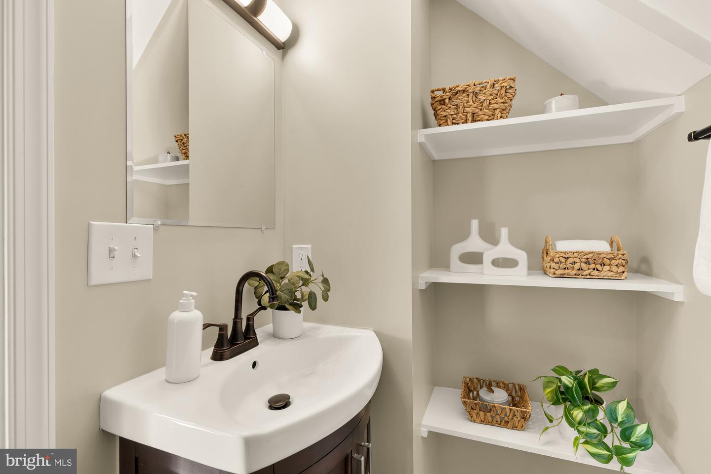 6519 PINEY BRANCH RD NW, WASHINGTON, District Of Columbia 20012, 5 Bedrooms Bedrooms, ,4 BathroomsBathrooms,Residential,For sale,6519 PINEY BRANCH RD NW,DCDC2242312 MLS # DCDC2242312 6519 PINEY BRANCH RD NW, WASHINGTON, District Of Columbia 20012, 5 Bedrooms Bedrooms, ,4 BathroomsBathrooms,Residential,For sale,6519 PINEY BRANCH RD NW,DCDC2242312 MLS # DCDC2242312