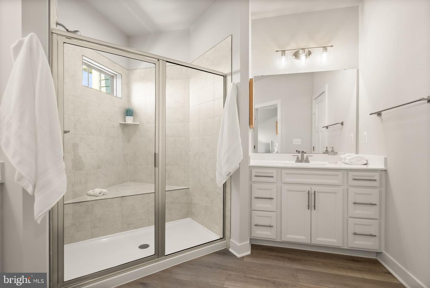 24125 NEWTONMORE TER #K, STERLING, Virginia 20166, 3 Bedrooms Bedrooms, ,2 BathroomsBathrooms,Residential,For sale,24125 NEWTONMORE TER #K,VALO2114318 MLS # VALO2114318