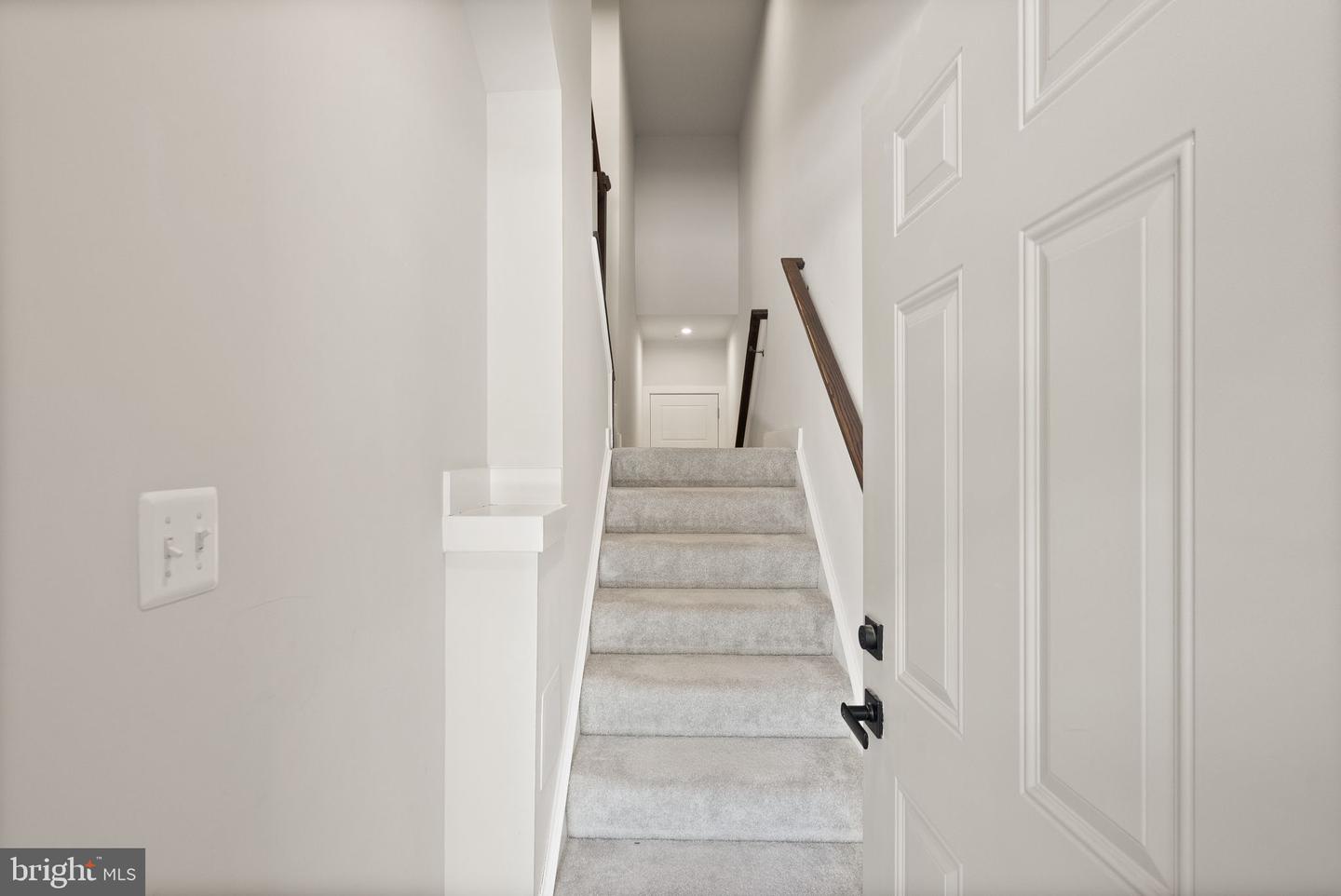 24125 NEWTONMORE TER #K, STERLING, Virginia 20166, 3 Bedrooms Bedrooms, ,2 BathroomsBathrooms,Residential,For sale,24125 NEWTONMORE TER #K,VALO2114318 MLS # VALO2114318