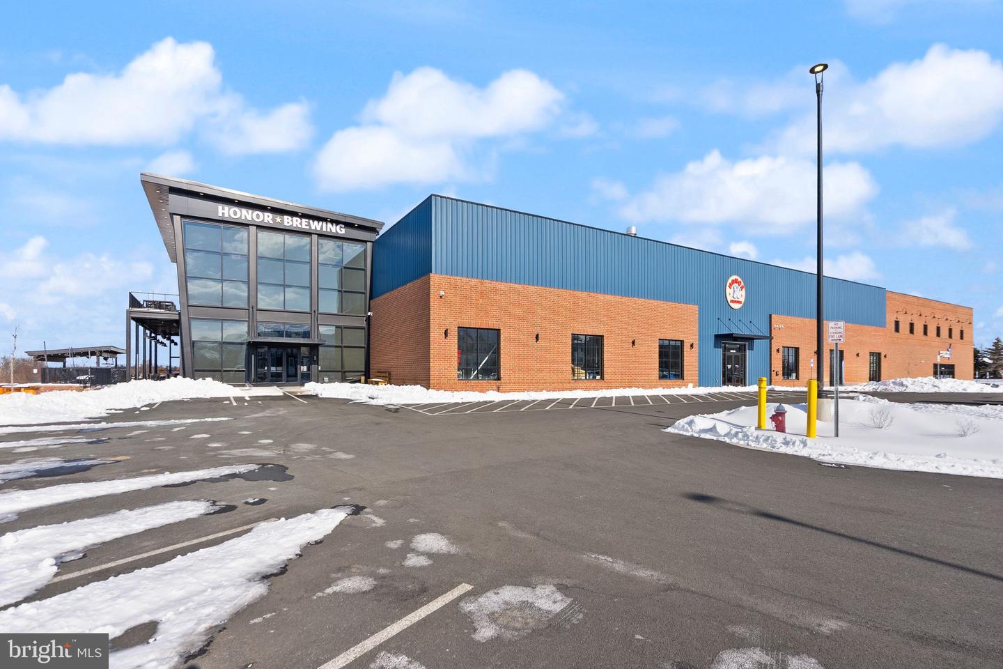 24125 NEWTONMORE TER #K, STERLING, Virginia 20166, 3 Bedrooms Bedrooms, ,2 BathroomsBathrooms,Residential,For sale,24125 NEWTONMORE TER #K,VALO2114318 MLS # VALO2114318