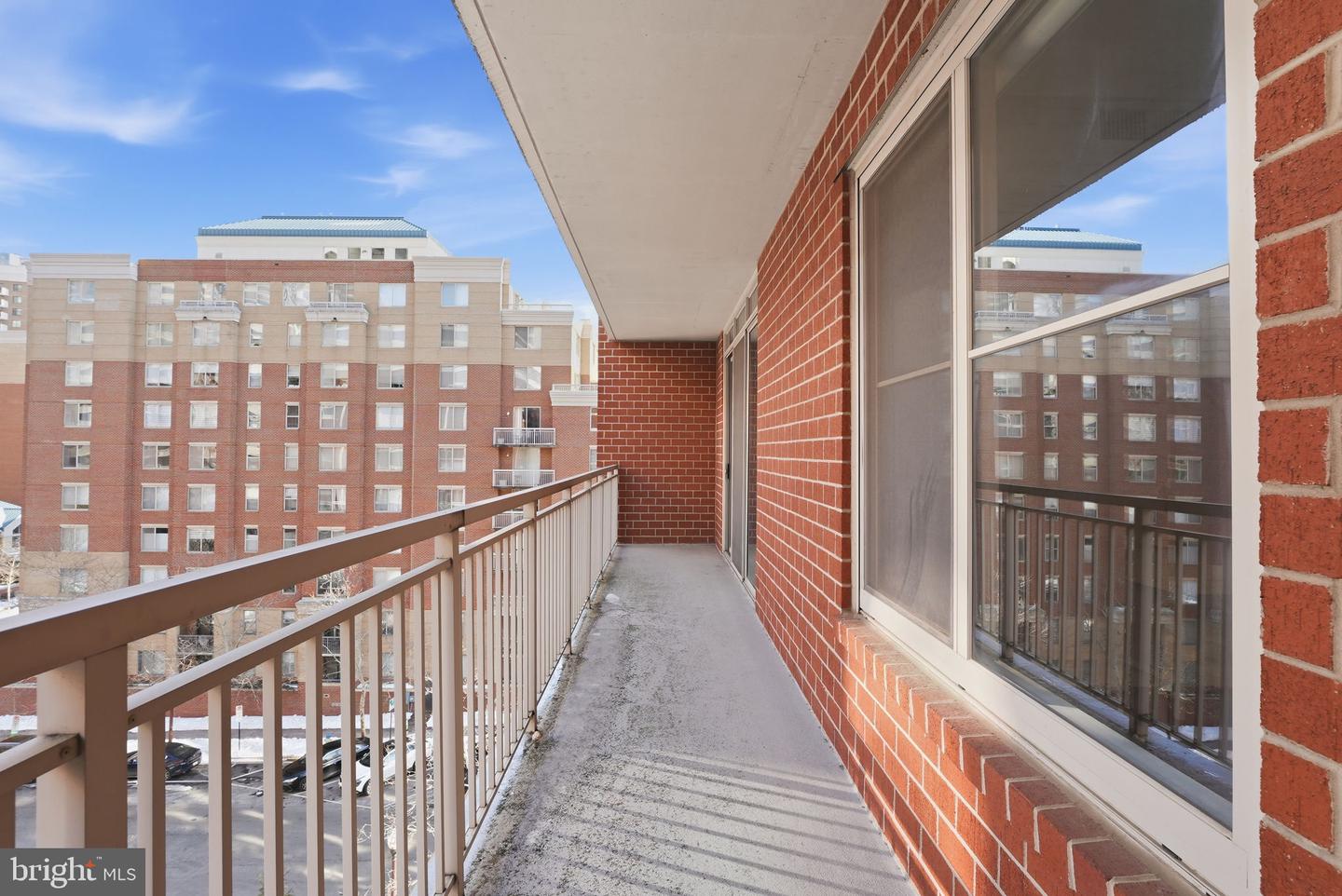 820 N POLLARD ST #512, ARLINGTON, Virginia 22203, 1 Bedroom Bedrooms, ,1 BathroomBathrooms,Residential,For sale,820 N POLLARD ST #512,VAAR2067954 MLS # VAAR2067954