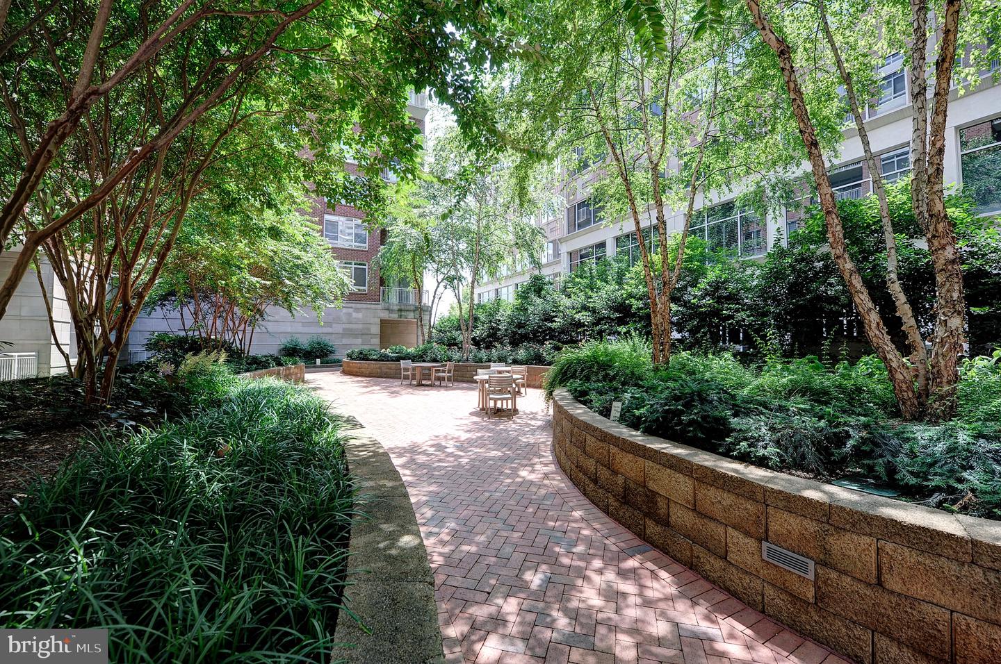 820 N POLLARD ST #512, ARLINGTON, Virginia 22203, 1 Bedroom Bedrooms, ,1 BathroomBathrooms,Residential,For sale,820 N POLLARD ST #512,VAAR2067954 MLS # VAAR2067954