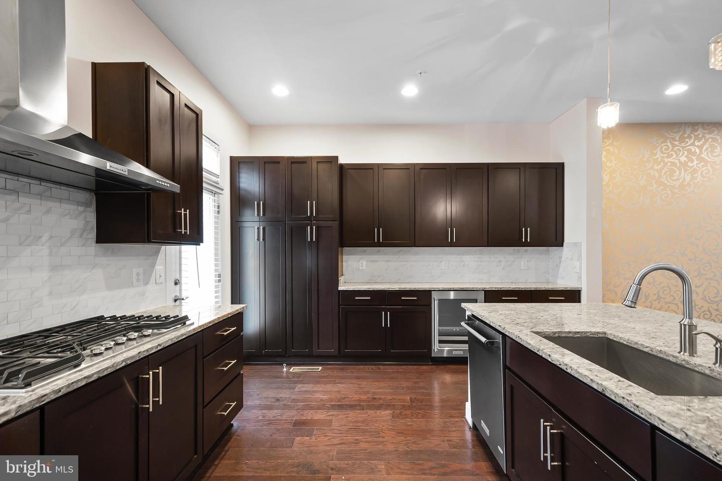 1417 VAN VALKENBURGH LN, ALEXANDRIA, Virginia 22301, 3 Bedrooms Bedrooms, ,4 BathroomsBathrooms,Residential,For sale,1417 VAN VALKENBURGH LN,VAAX2053420 MLS # VAAX2053420 1417 VAN VALKENBURGH LN, ALEXANDRIA, Virginia 22301, 3 Bedrooms Bedrooms, ,4 BathroomsBathrooms,Residential,For sale,1417 VAN VALKENBURGH LN,VAAX2053420 MLS # VAAX2053420