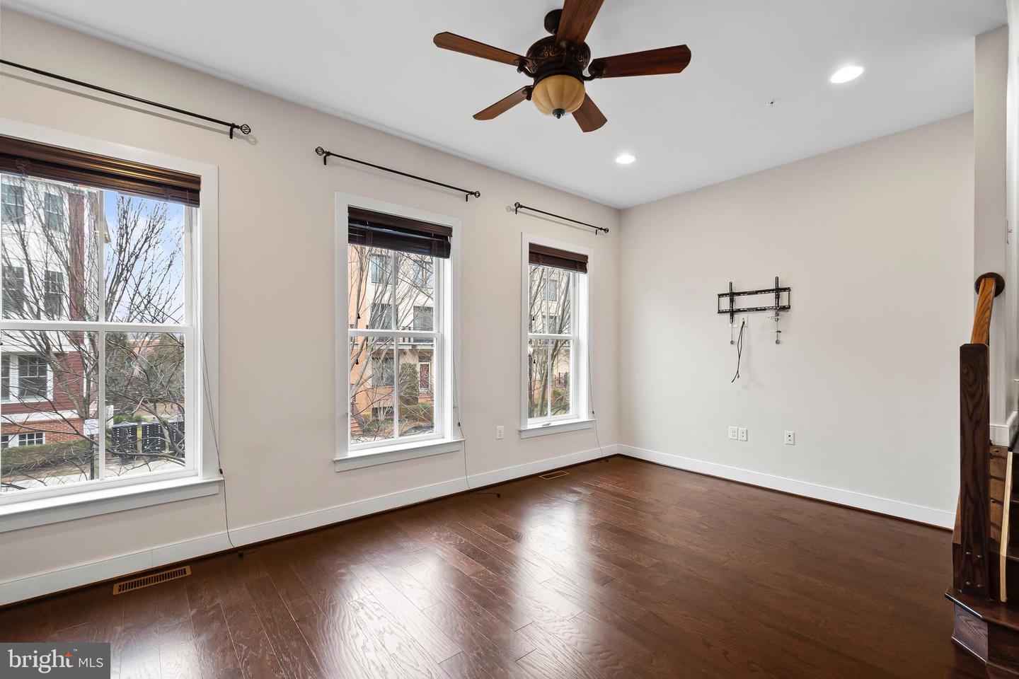 1417 VAN VALKENBURGH LN, ALEXANDRIA, Virginia 22301, 3 Bedrooms Bedrooms, ,4 BathroomsBathrooms,Residential,For sale,1417 VAN VALKENBURGH LN,VAAX2053420 MLS # VAAX2053420 1417 VAN VALKENBURGH LN, ALEXANDRIA, Virginia 22301, 3 Bedrooms Bedrooms, ,4 BathroomsBathrooms,Residential,For sale,1417 VAN VALKENBURGH LN,VAAX2053420 MLS # VAAX2053420