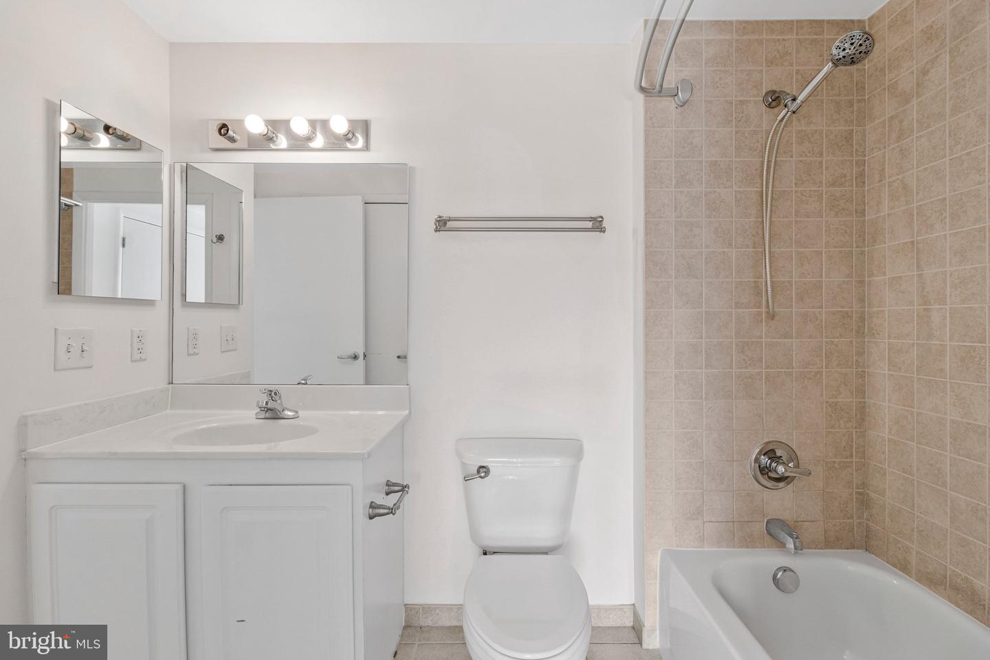 350 G ST SW #N501, WASHINGTON, District Of Columbia 20024, 2 Bedrooms Bedrooms, ,2 BathroomsBathrooms,Residential,For sale,350 G ST SW #N501,DCDC2242378 MLS # DCDC2242378