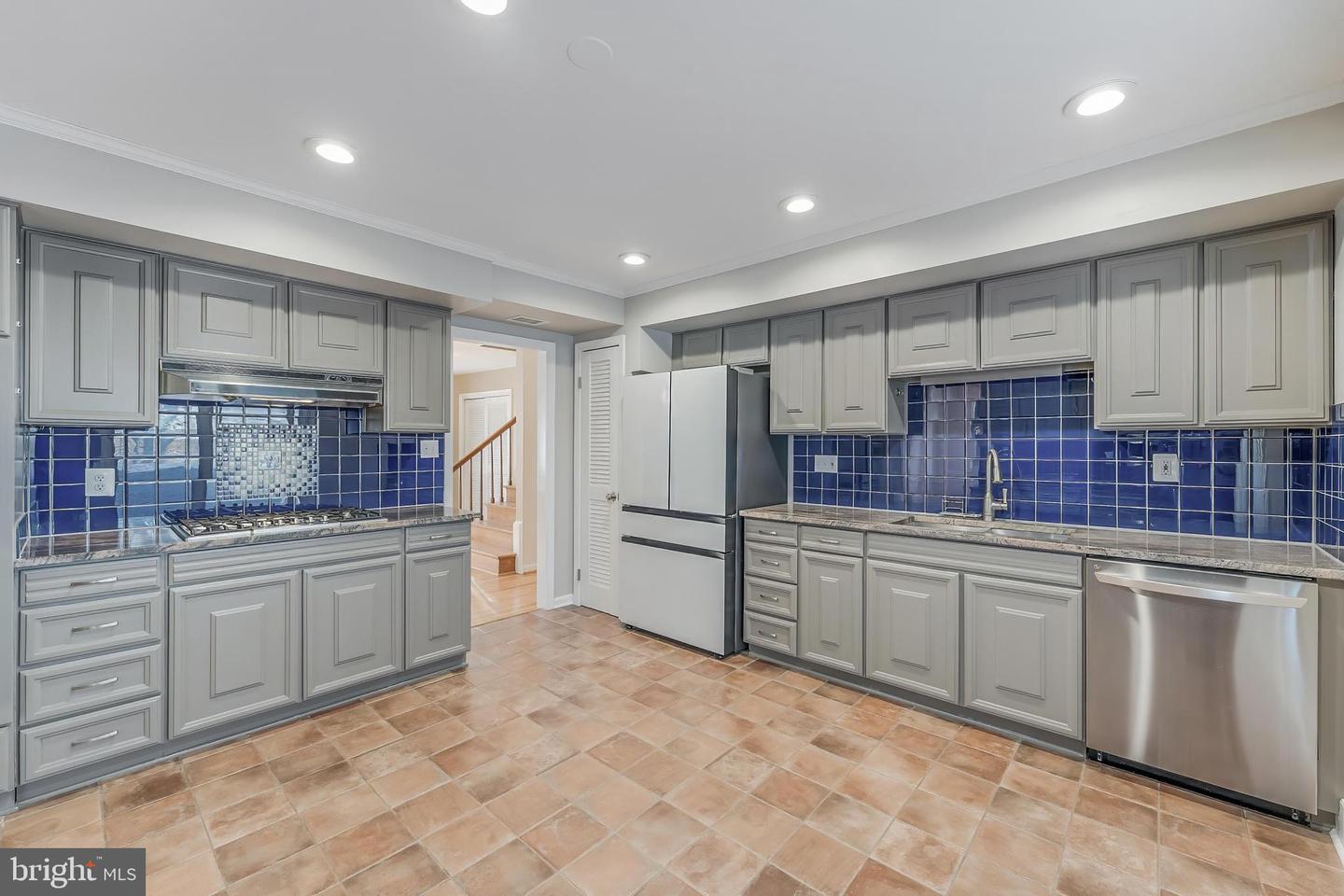 6161 HARDY DR, MCLEAN, Virginia 22101, 6 Bedrooms Bedrooms, ,5 BathroomsBathrooms,Residential,For sale,6161 HARDY DR,VAFX2286850 MLS # VAFX2286850