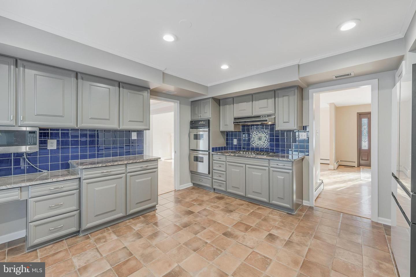 6161 HARDY DR, MCLEAN, Virginia 22101, 6 Bedrooms Bedrooms, ,5 BathroomsBathrooms,Residential,For sale,6161 HARDY DR,VAFX2286850 MLS # VAFX2286850