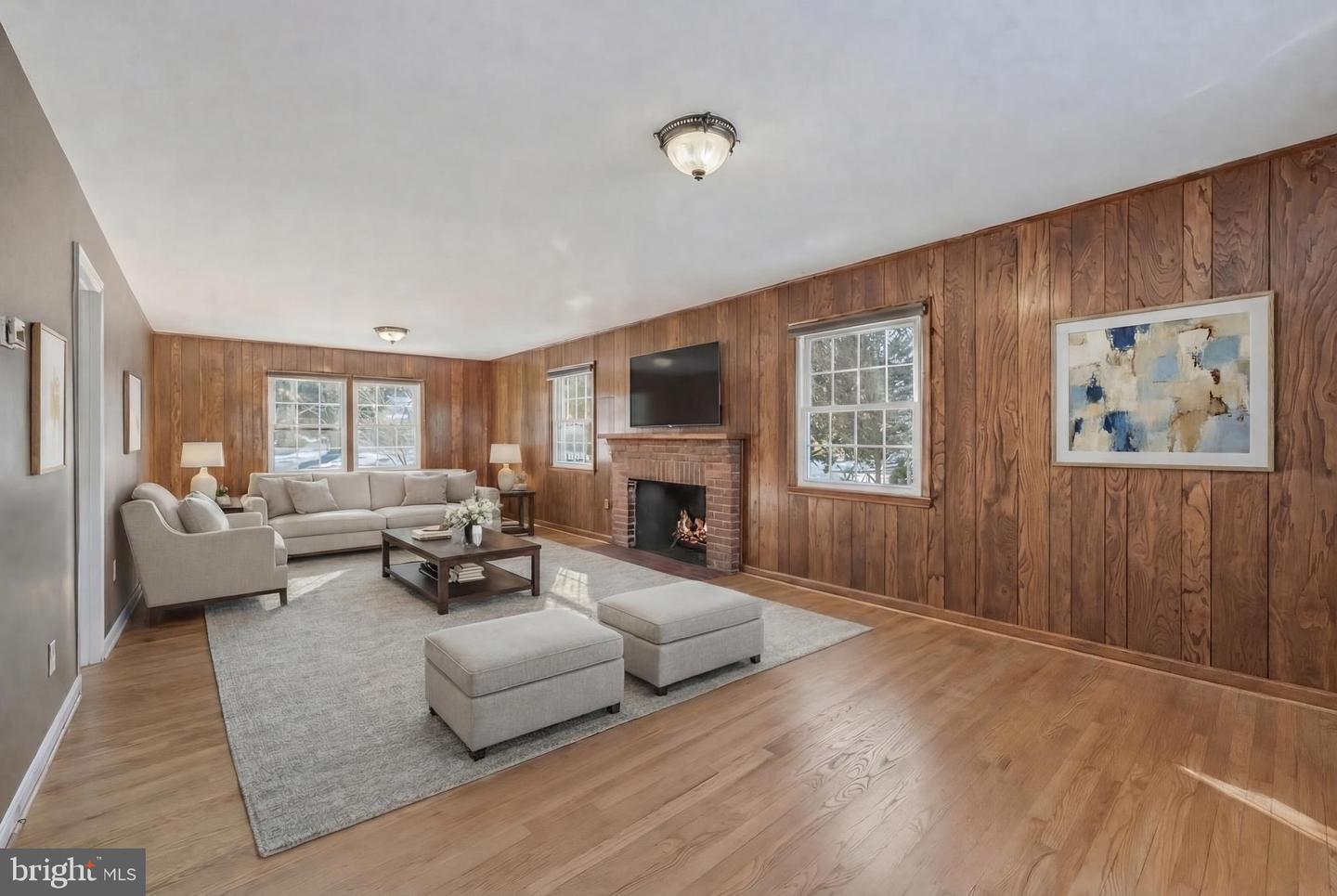 6161 HARDY DR, MCLEAN, Virginia 22101, 6 Bedrooms Bedrooms, ,5 BathroomsBathrooms,Residential,For sale,6161 HARDY DR,VAFX2286850 MLS # VAFX2286850