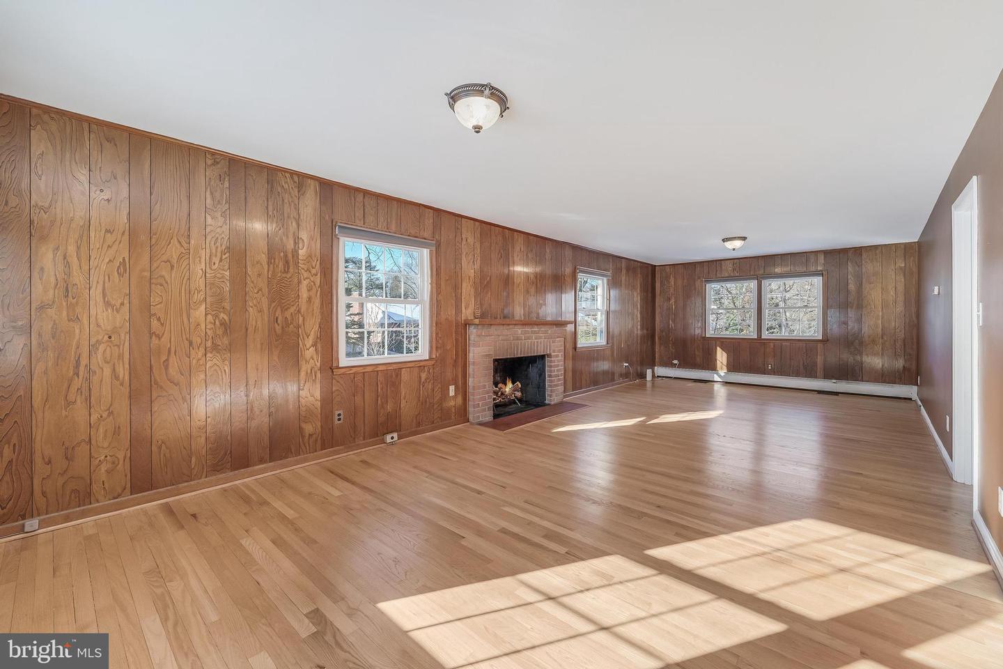 6161 HARDY DR, MCLEAN, Virginia 22101, 6 Bedrooms Bedrooms, ,5 BathroomsBathrooms,Residential,For sale,6161 HARDY DR,VAFX2286850 MLS # VAFX2286850