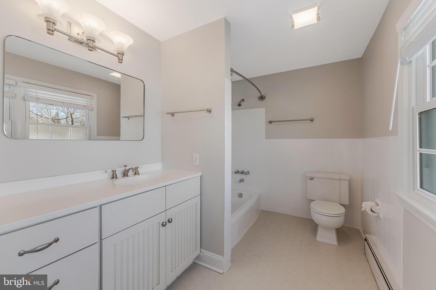 6161 HARDY DR, MCLEAN, Virginia 22101, 6 Bedrooms Bedrooms, ,5 BathroomsBathrooms,Residential,For sale,6161 HARDY DR,VAFX2286850 MLS # VAFX2286850