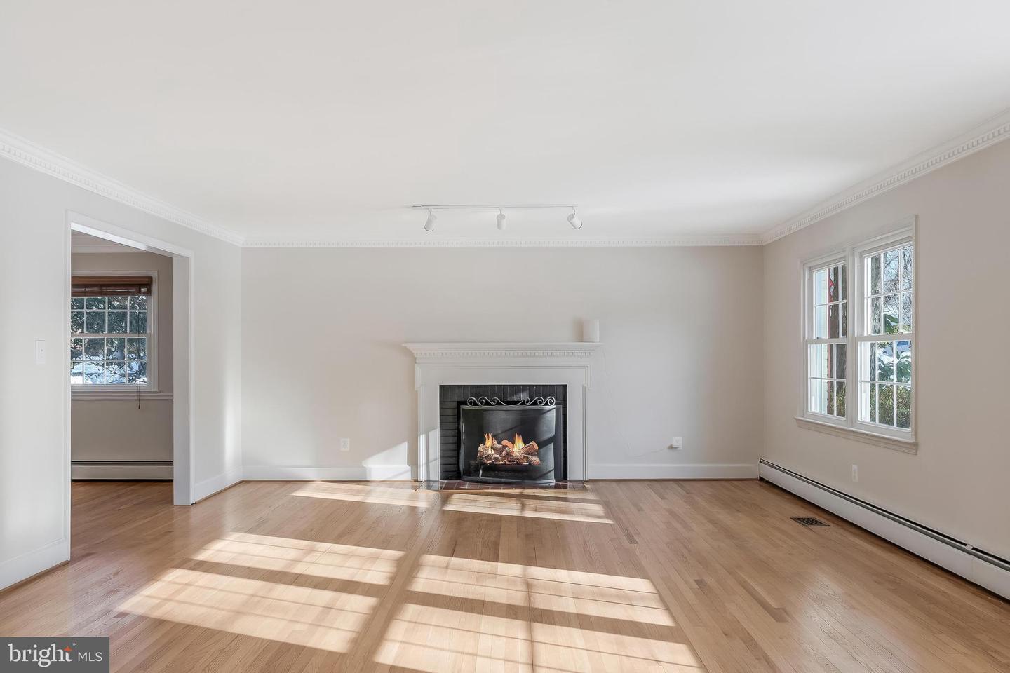 6161 HARDY DR, MCLEAN, Virginia 22101, 6 Bedrooms Bedrooms, ,5 BathroomsBathrooms,Residential,For sale,6161 HARDY DR,VAFX2286850 MLS # VAFX2286850