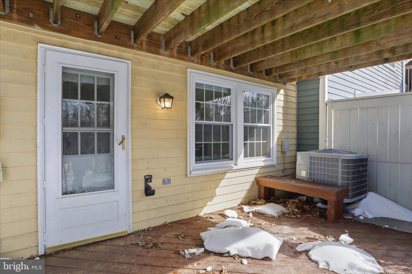 1563 TWISTED OAK DR, RESTON, Virginia 20194, 2 Bedrooms Bedrooms, ,2 BathroomsBathrooms,Residential,For sale,1563 TWISTED OAK DR,VAFX2286732 MLS # VAFX2286732