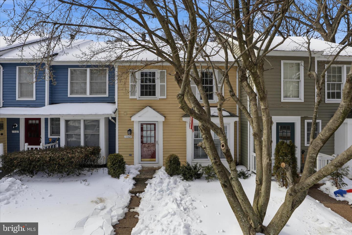1563 TWISTED OAK DR, RESTON, Virginia 20194, 2 Bedrooms Bedrooms, ,2 BathroomsBathrooms,Residential,For sale,1563 TWISTED OAK DR,VAFX2286732 MLS # VAFX2286732