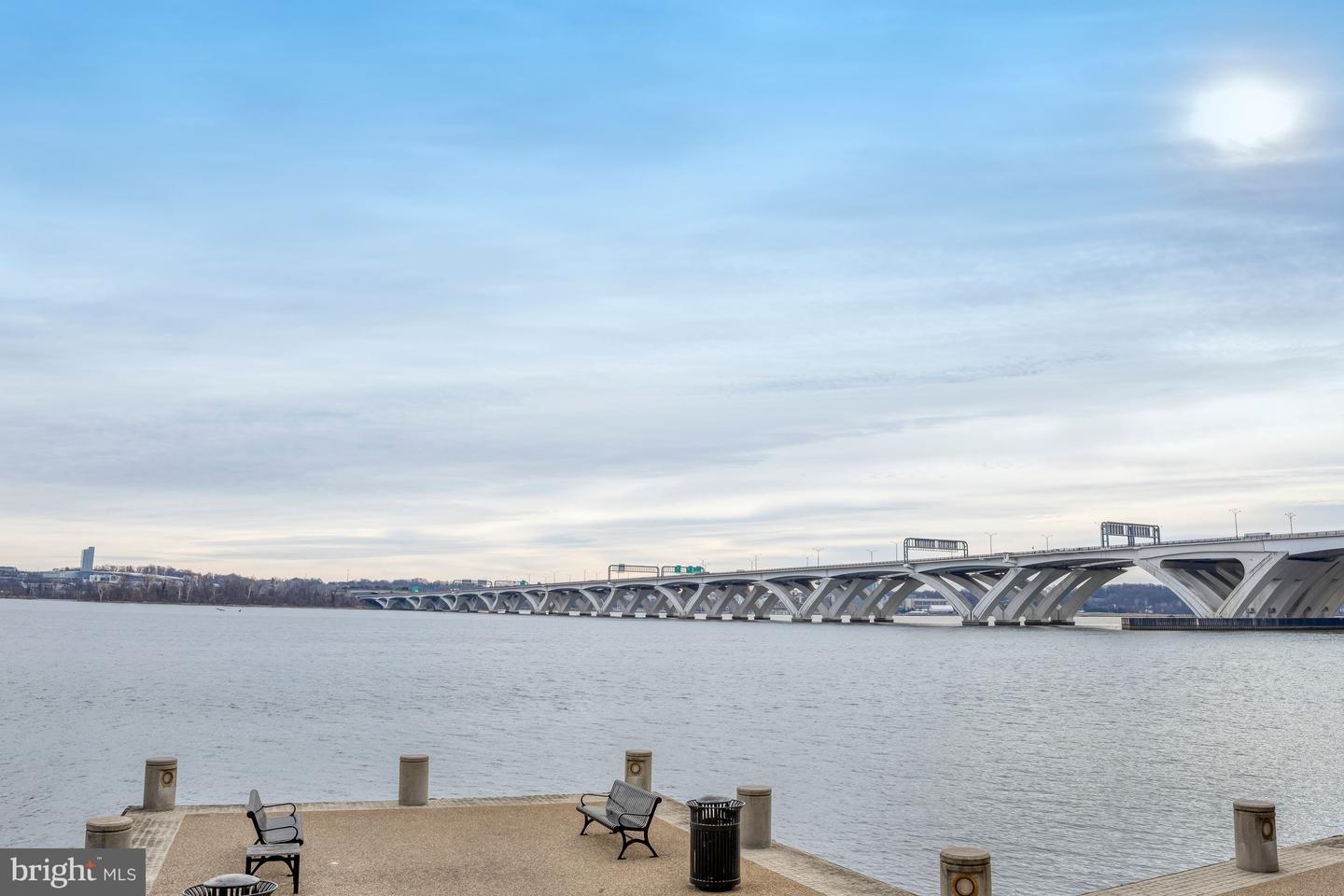 17 ALEXANDER ST, ALEXANDRIA, Virginia 22314, 3 Bedrooms Bedrooms, ,3 BathroomsBathrooms,Residential,For sale,17 ALEXANDER ST,VAAX2053368 MLS # VAAX2053368