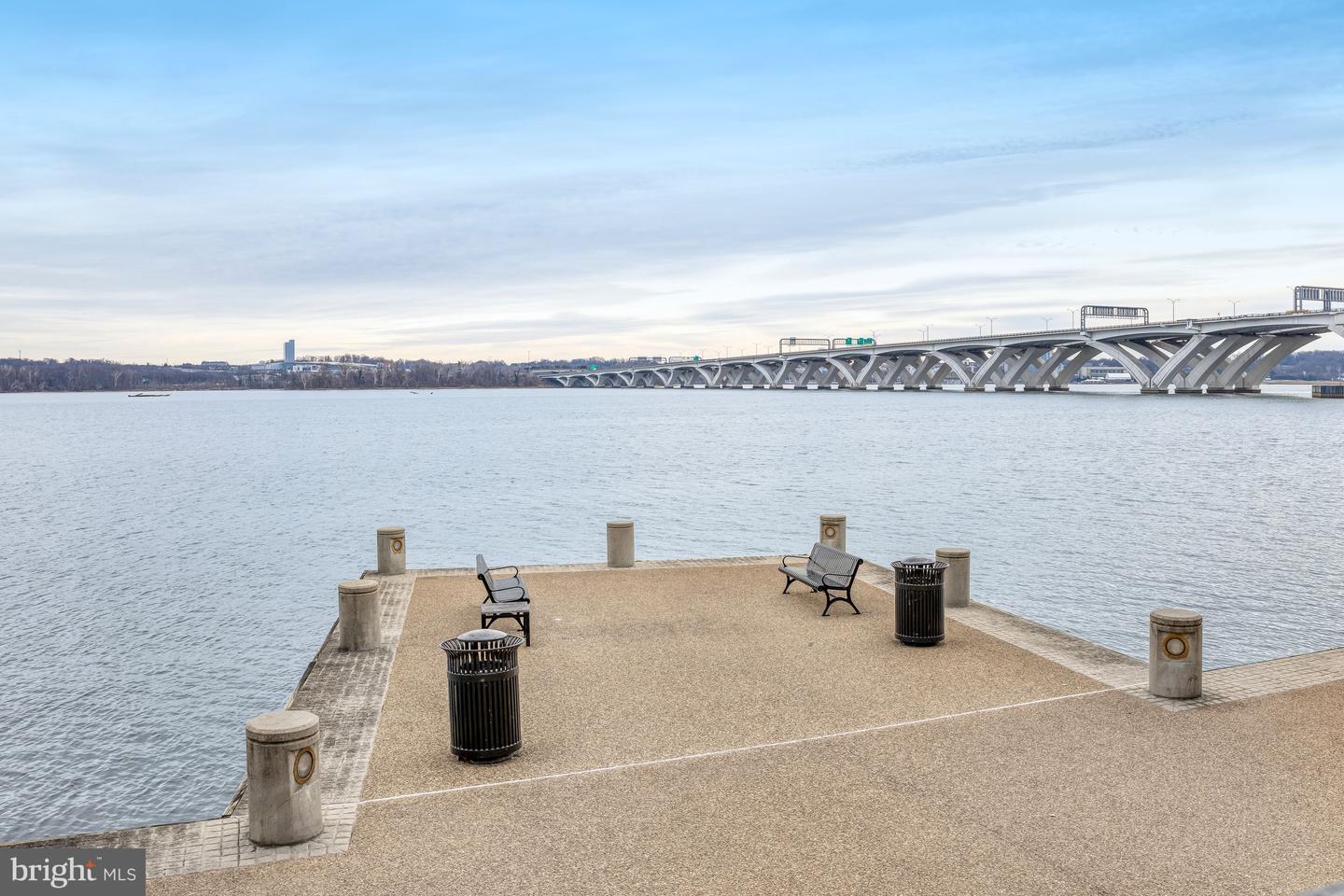 17 ALEXANDER ST, ALEXANDRIA, Virginia 22314, 3 Bedrooms Bedrooms, ,3 BathroomsBathrooms,Residential,For sale,17 ALEXANDER ST,VAAX2053368 MLS # VAAX2053368