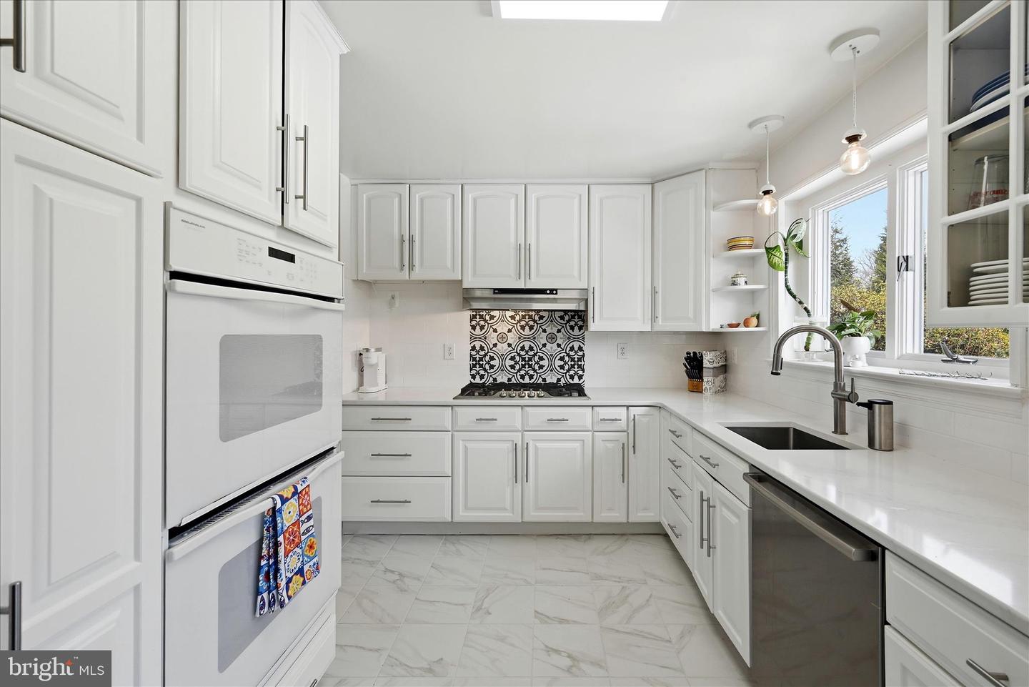 1201 ALLENDALE RD, MCLEAN, Virginia 22101, 5 Bedrooms Bedrooms, 8 Rooms Rooms,3 BathroomsBathrooms,Residential,For sale,1201 ALLENDALE RD,VAFX2286748 MLS # VAFX2286748