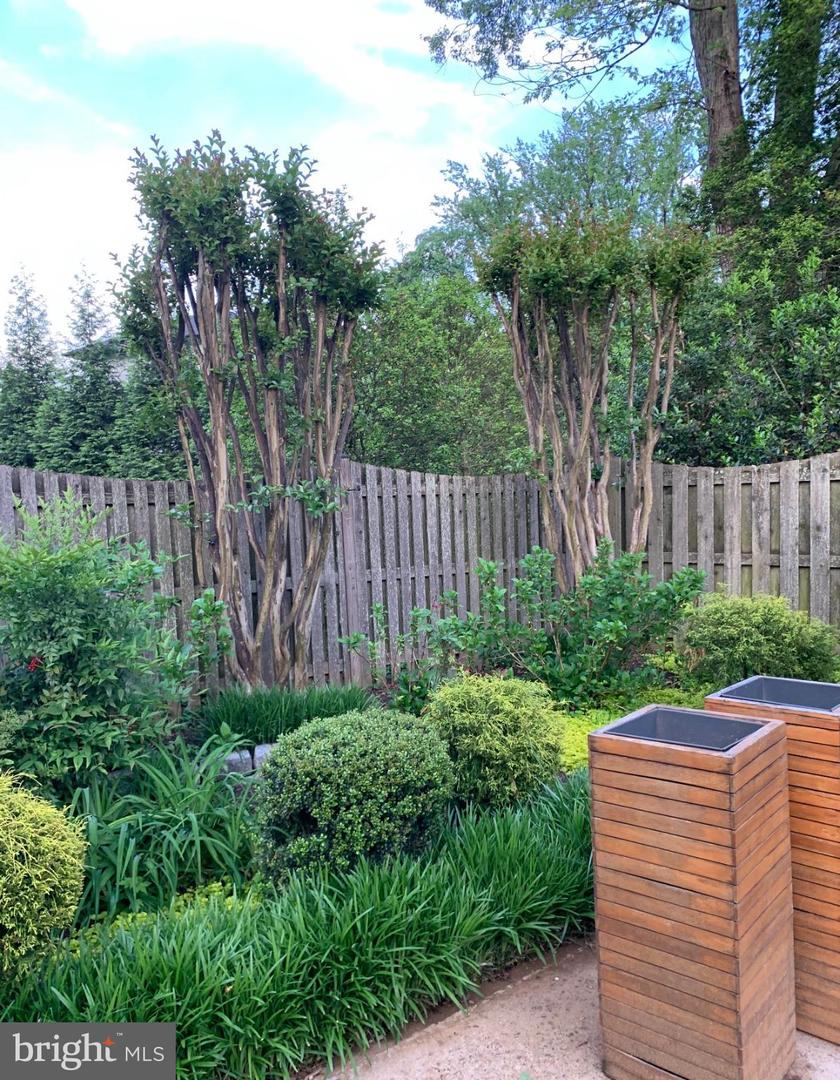 1201 ALLENDALE RD, MCLEAN, Virginia 22101, 5 Bedrooms Bedrooms, 8 Rooms Rooms,3 BathroomsBathrooms,Residential,For sale,1201 ALLENDALE RD,VAFX2286748 MLS # VAFX2286748