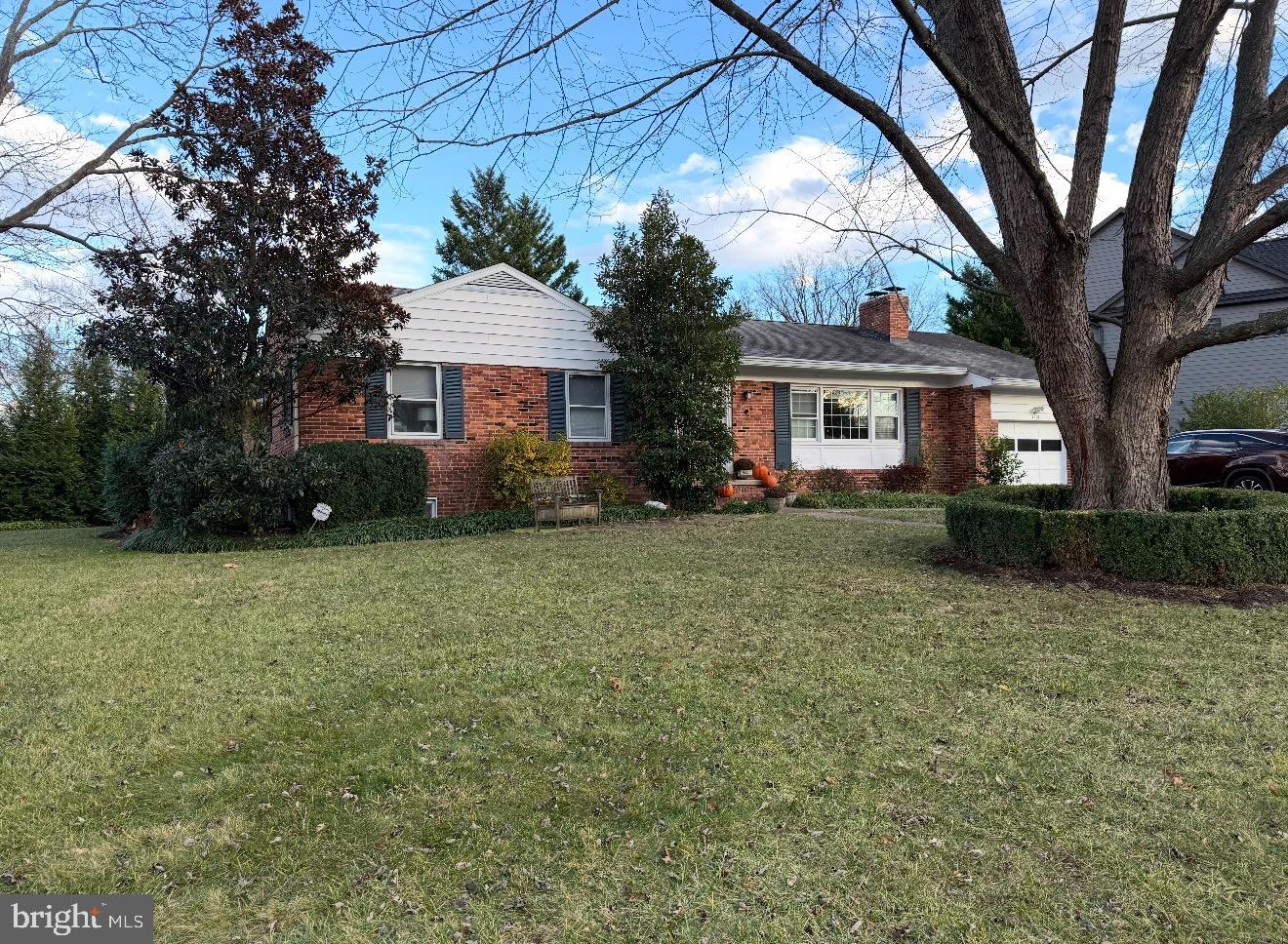 1201 ALLENDALE RD, MCLEAN, Virginia 22101, 5 Bedrooms Bedrooms, 8 Rooms Rooms,3 BathroomsBathrooms,Residential,For sale,1201 ALLENDALE RD,VAFX2286748 MLS # VAFX2286748