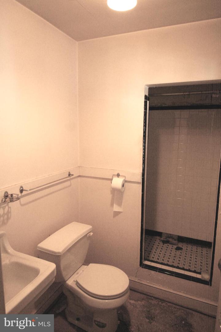 6510 16TH ST NW, WASHINGTON, District Of Columbia 20012, 4 Bedrooms Bedrooms, 15 Rooms Rooms,3 BathroomsBathrooms,Residential,For sale,6510 16TH ST NW,DCDC2242340 MLS # DCDC2242340