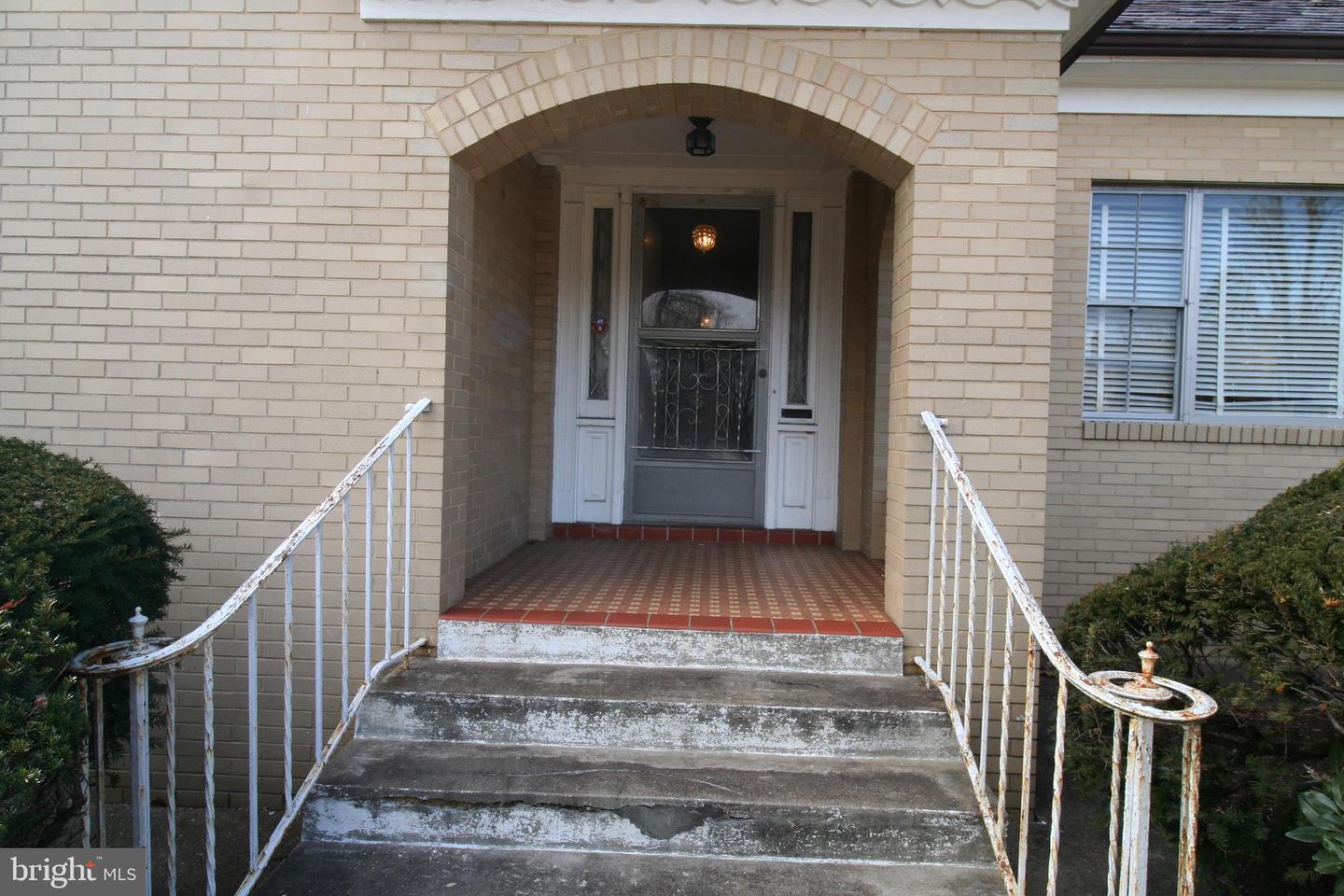 6510 16TH ST NW, WASHINGTON, District Of Columbia 20012, 4 Bedrooms Bedrooms, 15 Rooms Rooms,3 BathroomsBathrooms,Residential,For sale,6510 16TH ST NW,DCDC2242340 MLS # DCDC2242340