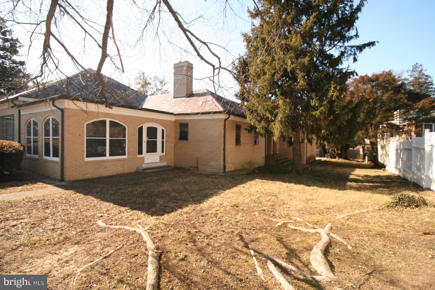 6510 16TH ST NW, WASHINGTON, District Of Columbia 20012, 4 Bedrooms Bedrooms, 15 Rooms Rooms,3 BathroomsBathrooms,Residential,For sale,6510 16TH ST NW,DCDC2242340 MLS # DCDC2242340